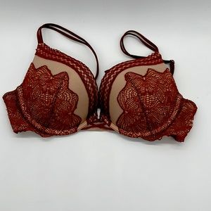 Pretty Brown Lace Victorias Secret Push Up Bra in 34B